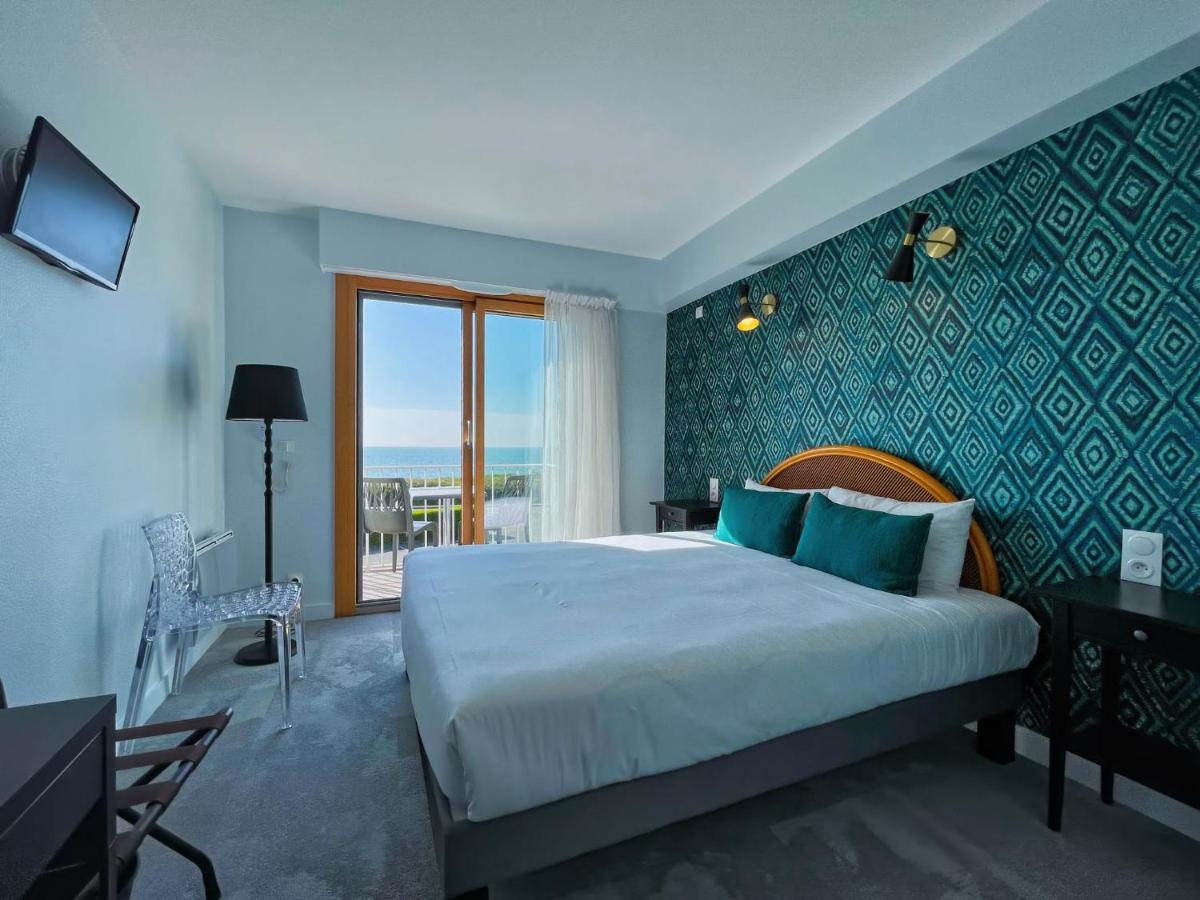 Hotel L'Albatros Damgan Ngoại thất bức ảnh
