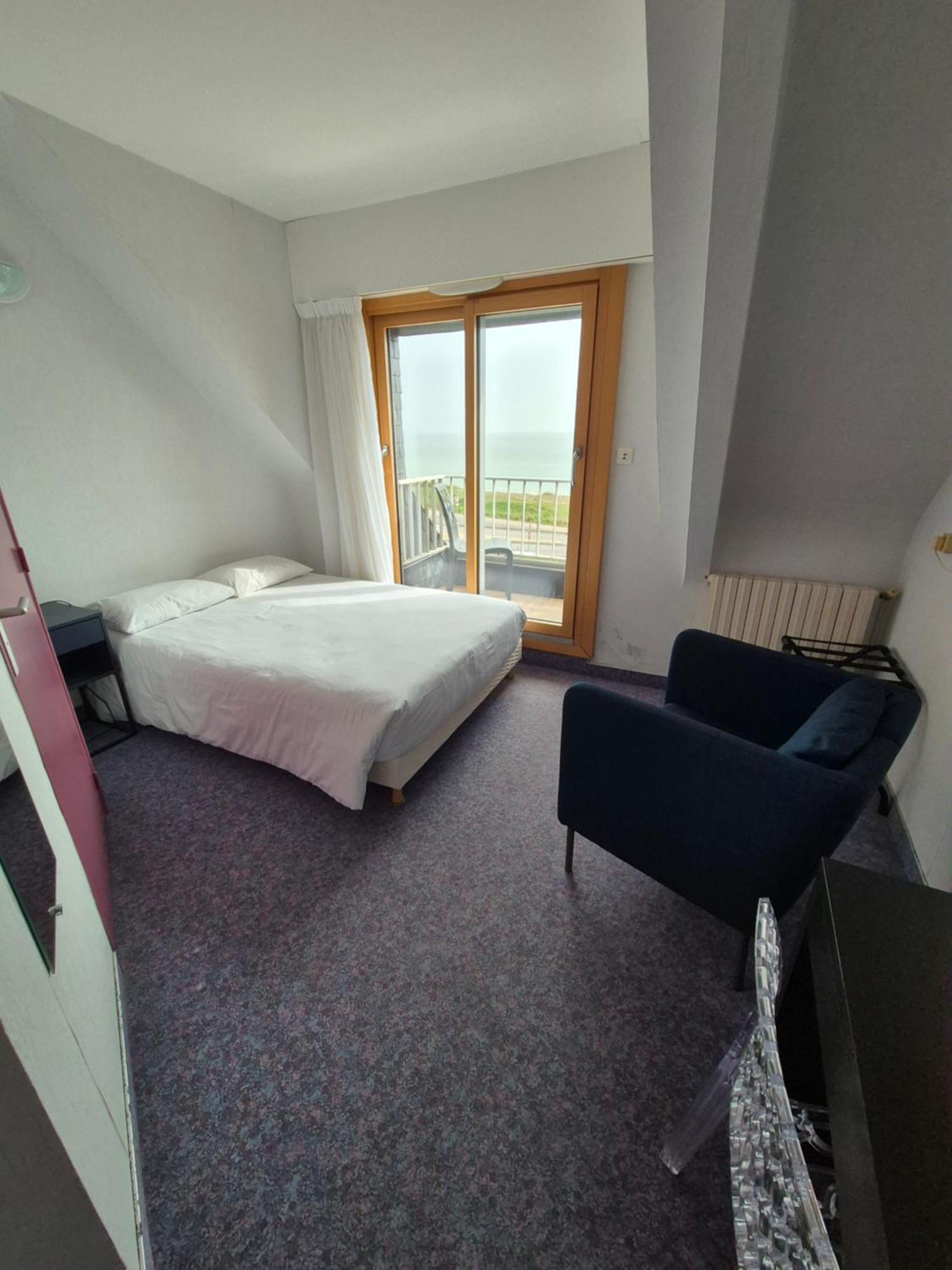 Hotel L'Albatros Damgan Ngoại thất bức ảnh