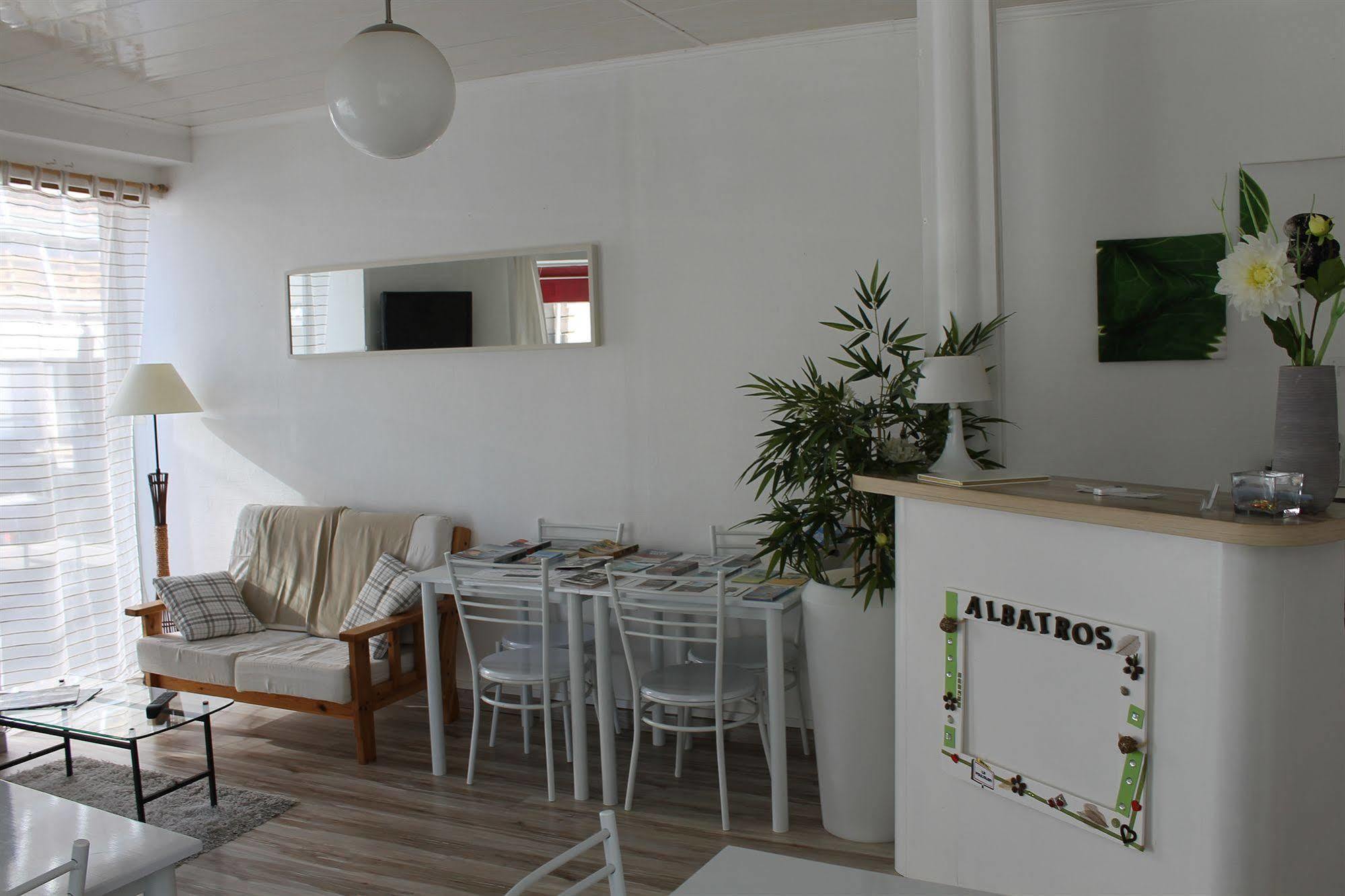 Hotel L'Albatros Damgan Ngoại thất bức ảnh